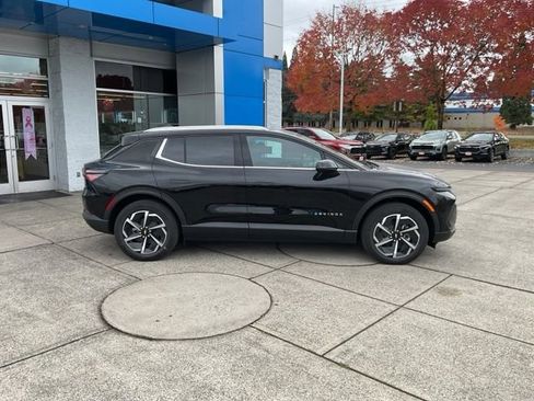 New 2026 Chevrolet Equinox EV LT image 10