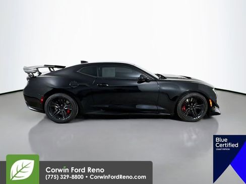 Used 2018 Chevrolet Camaro ZL1 image 11