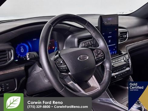 Certified 2021 Ford Explorer Platinum w/ Equipment Group 601A image 12