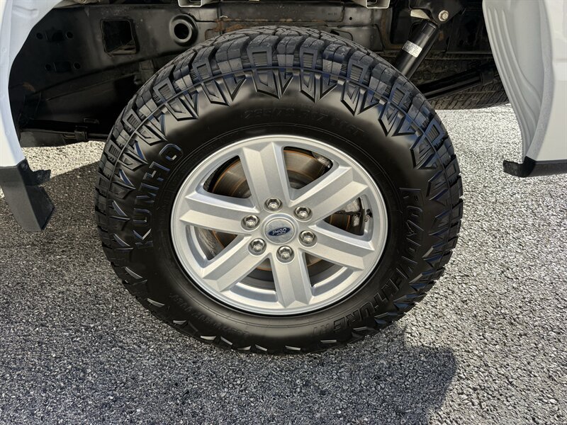 Used 2022 Ford F150 XL w/ Equipment Group 101A High AWD/4WD image 14