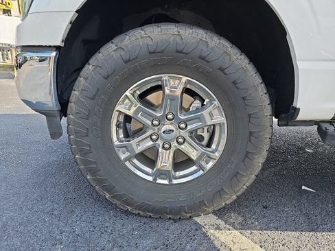 Used 2023 Ford F150 Lariat AWD/4WD image 36