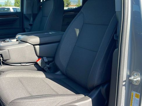 New 2026 GMC Sierra 1500 SLE w/ Preferred Package image 10