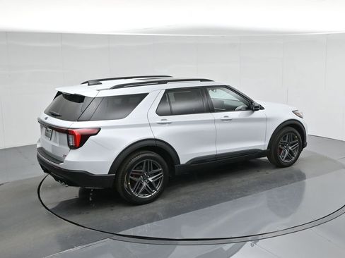 New 2026 Ford Explorer ST w/ Sun And Sound Package image 42