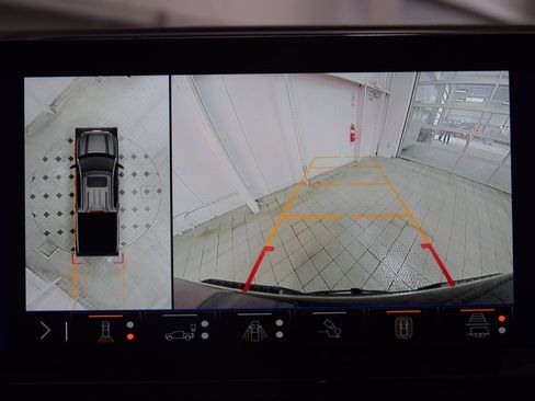 Used 2024 Chevrolet Silverado 1500 ZR2 image 52