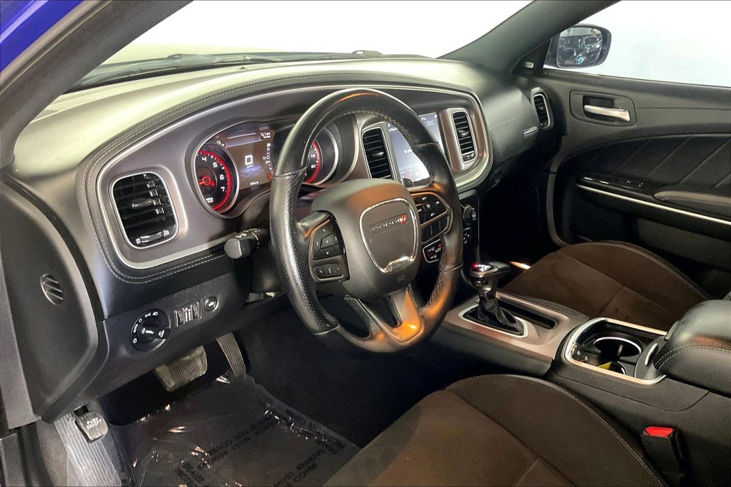 Used 2022 Dodge Charger R/T w/ Plus Group RWD image 15