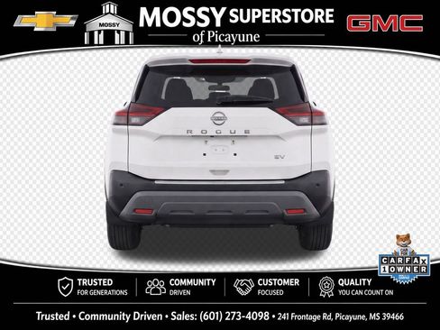 Used 2023 Nissan Rogue SV FWD image 9