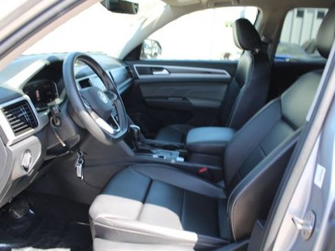Used 2022 Volkswagen Atlas SE FWD image 28
