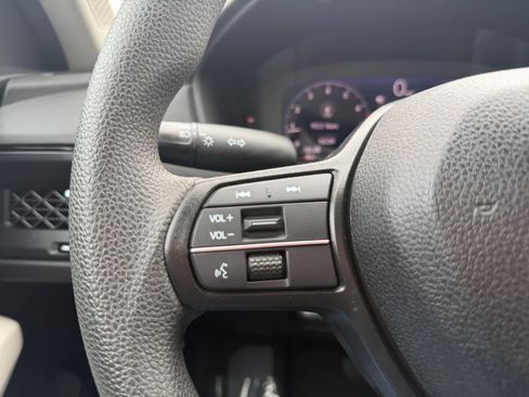 Used 2024 Honda Accord EX image 22