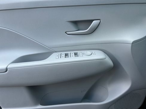 New 2025 Hyundai Kona SEL image 11