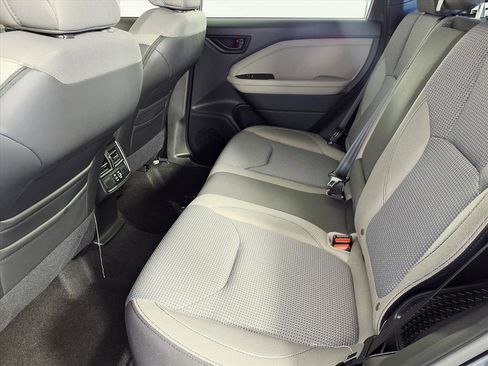 New 2025 Subaru Forester Premium image 5