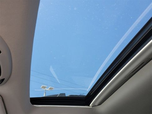 Certified 2025 Subaru Outback Premium image 31