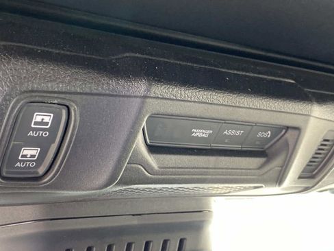 Certified 2025 Jeep Wrangler Unlimited Rubicon image 24