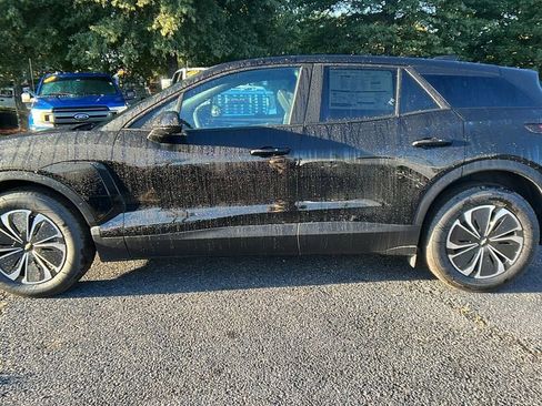 New 2026 Chevrolet Blazer EV LT image 8