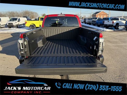 Used 2022 Toyota Tacoma TRD Sport w/ Black Out Package (TMS) image 12