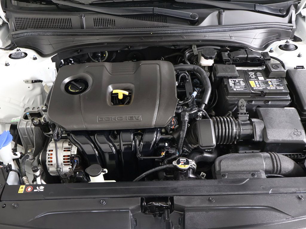 Used 2023 Kia Forte LXS w/ LXS Technology Package FWD image 19