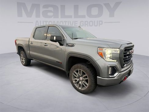 Used 2022 GMC Sierra 1500 AT4 w/ AT4 Premium Package image 2