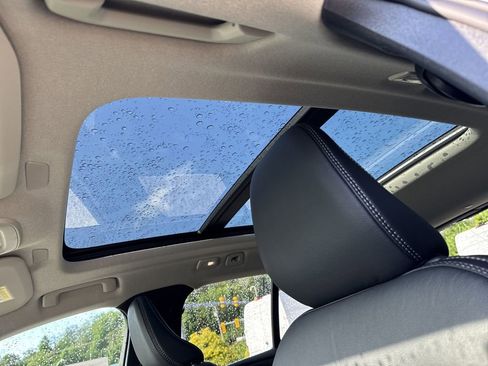 New 2025 Volvo XC40 B5 Core w/ Protection Package Premier image 10