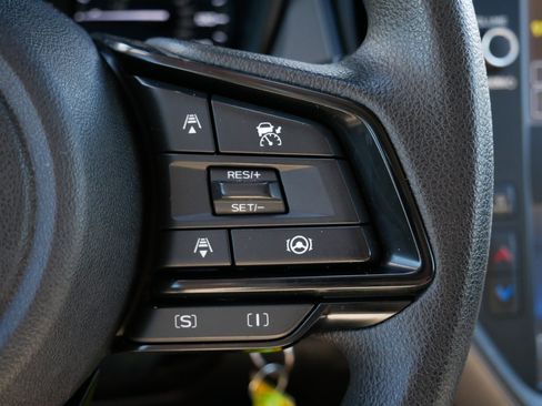 Used 2024 Subaru Crosstrek 2.0i AWD/4WD image 29