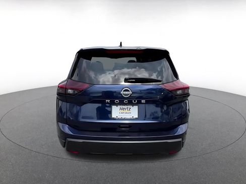 Used 2025 Nissan Rogue SV FWD image 12