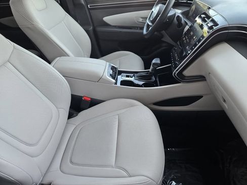 Certified 2023 Hyundai Tucson SEL w/ Convenience Package FWD image 9