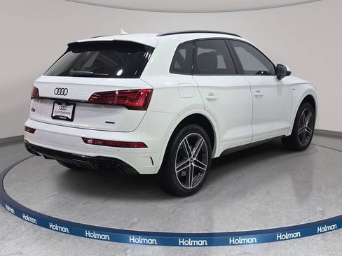 Certified 2024 Audi Q5 e Premium Plus w/ Premium Plus Package AWD/4WD image 6