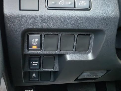 New 2026 Nissan Frontier SV w/ All-Weather Content Package AWD/4WD image 25