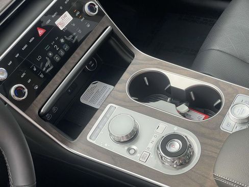 New 2026 Genesis GV80 2.5T Prestige image 18