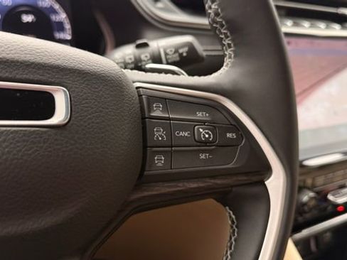 Used 2023 Jeep Grand Cherokee Limited w/ Trailer Tow Prep Group (B) image 23