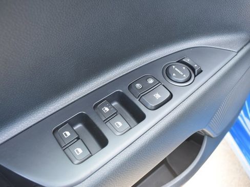 Used 2023 Kia Rio S w/ Technology Package FWD image 12