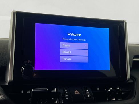 Used 2025 Toyota RAV4 XLE Premium FWD image 27
