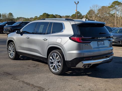 Used 2024 GMC Acadia Denali w/ Super Cruise Package image 7