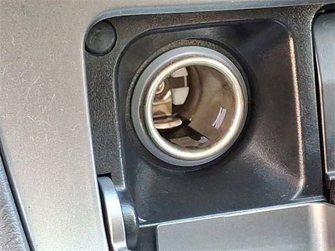 Used 2005 Subaru Impreza RS image 24