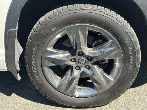 Certified 2019 Toyota Highlander Limited Platinum AWD/4WD image 15