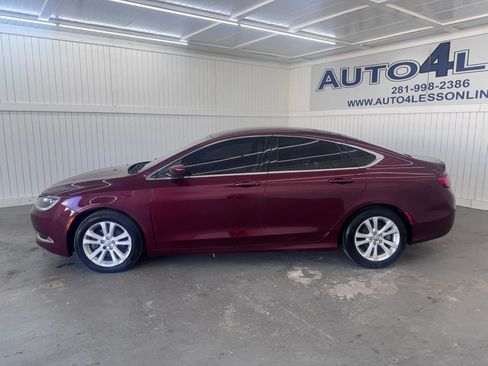 Used 2016 Chrysler 200 Limited image 8