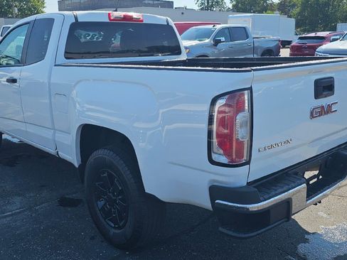 Certified 2017 GMC Canyon W/T w/ Convenience Package RWD image 5
