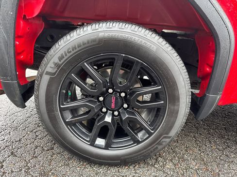 Used 2023 GMC Sierra 1500 Elevation w/ LPO, Elevation Black Package image 17