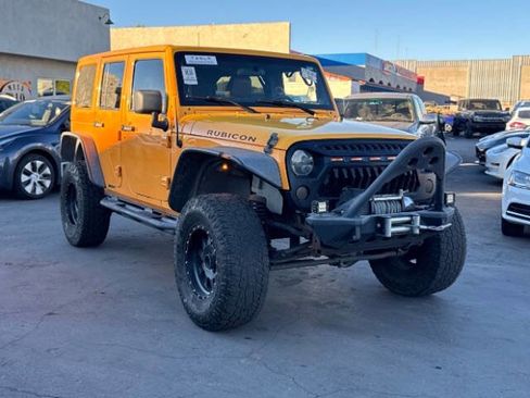 Used 2012 Jeep Wrangler Unlimited Rubicon w/ Connectivity Group image 2