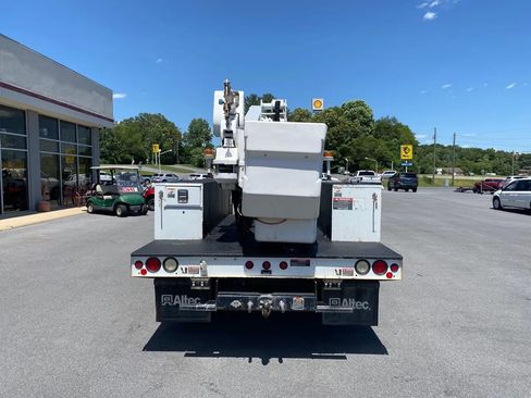 Used 2012 Ford F550 4x4 Regular Cab Super Duty w/ Payload Upgrade Pkg image 5