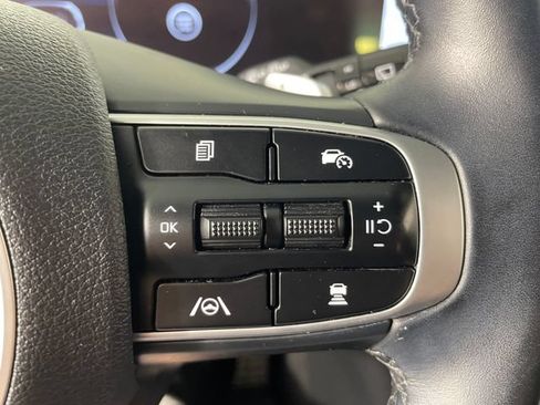 Certified 2025 Kia Sportage X-Line Prestige AWD/4WD image 12