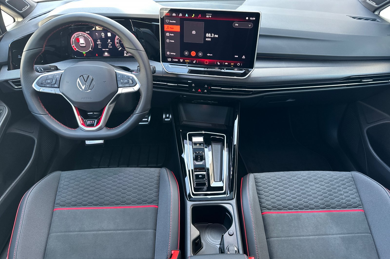 New 2026 Volkswagen GTI SE FWD image 11