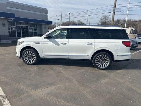 Used 2021 Lincoln Navigator L Reserve w/ Luxury Package AWD/4WD image 5