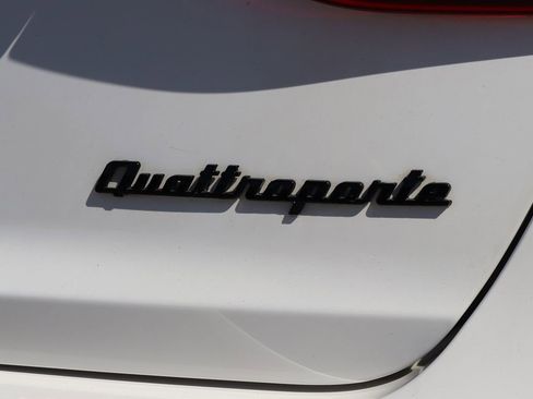 Used 2017 Maserati Quattroporte S image 11