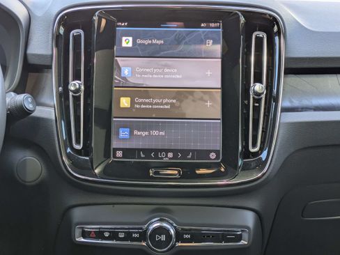 Certified 2024 Volvo XC40 Recharge Plus w/ Protection Package Premier image 18