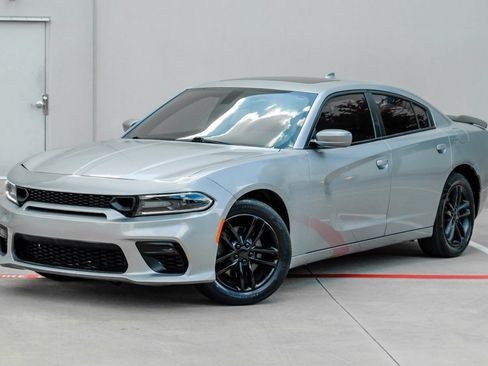 Used 2018 Dodge Charger GT AWD/4WD image 6