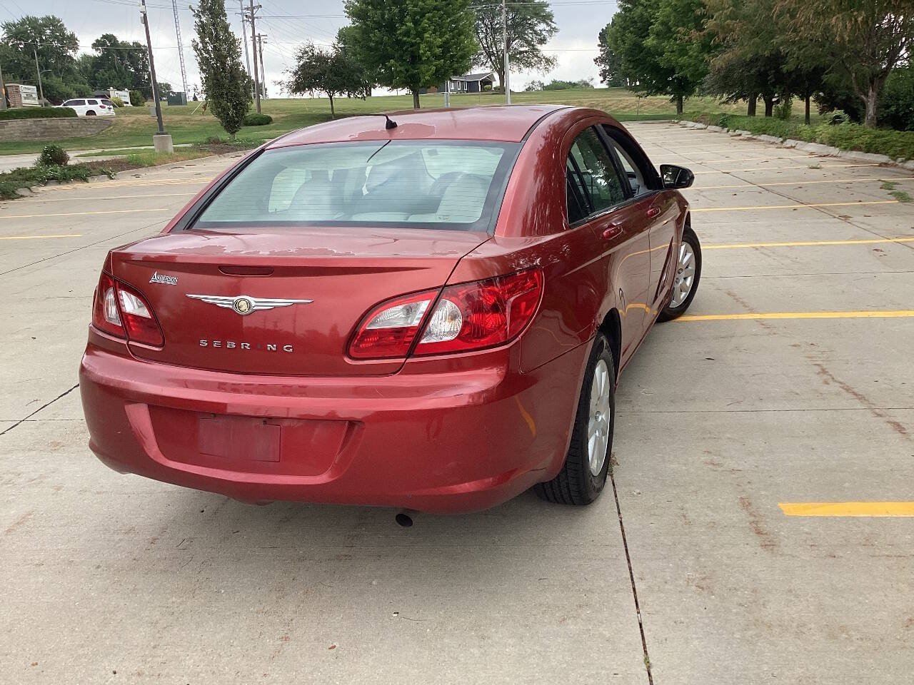Used 2007 Chrysler Sebring Sedan FWD image 3