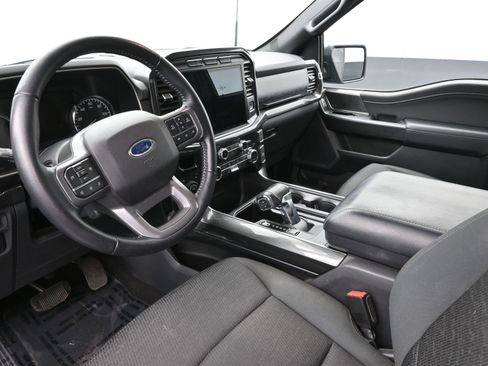 Used 2021 Ford F150 XLT w/ Equipment Group 302A High image 10