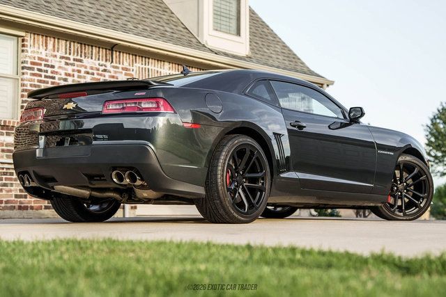 Used 2015 Chevrolet Camaro SS w/ SS Performance Package RWD image 8