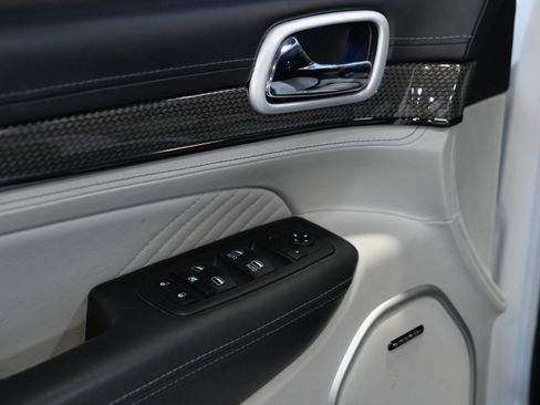 Used 2021 Jeep Grand Cherokee Trackhawk image 23