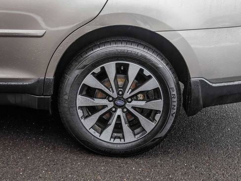 Used 2016 Subaru Outback 2.5i Limited image 12