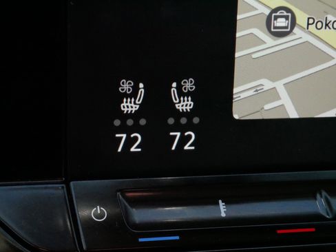 Used 2024 Volkswagen Atlas SEL AWD/4WD image 30
